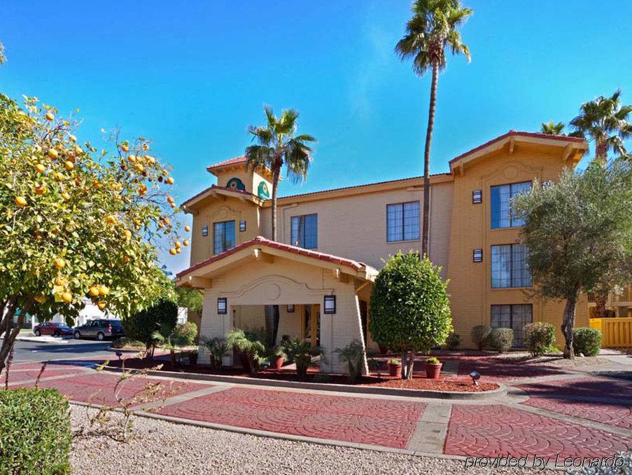 טמפה La Quinta Inn By Wyndham Phoenix Sky Harbor Airport מראה חיצוני תמונה