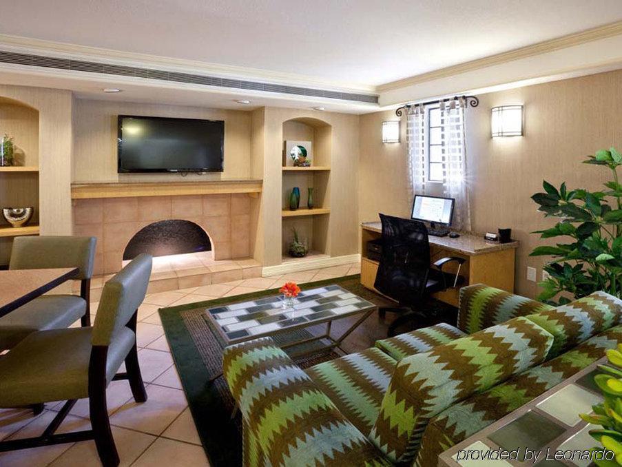 טמפה La Quinta Inn By Wyndham Phoenix Sky Harbor Airport מראה חיצוני תמונה
